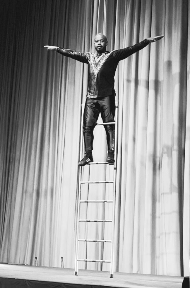 Custom Costumes
Brianna has designed and created costumes that have been featured in over 50 theatrical and entertainment performances to date.​
​ To commission a costume please use the contact form below